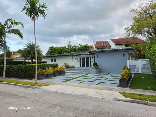 3504 Crystal View Court 0, Miami, FL 33133