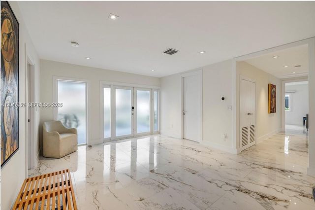 3504 Crystal View Court 0, Miami, FL 33133