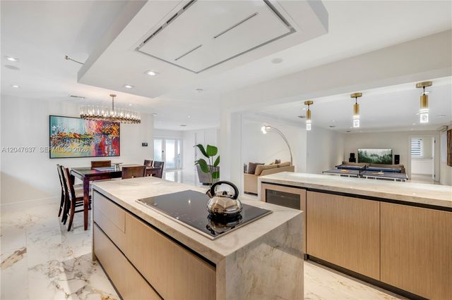 3504 Crystal View Court 0, Miami, FL 33133