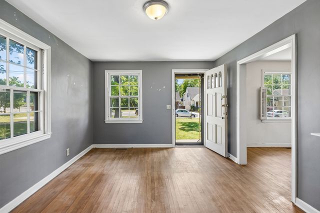 2110A W Linden Ave, Nashville, TN 37212