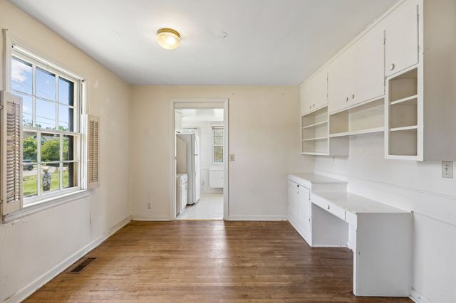 2110A W Linden Ave, Nashville, TN 37212