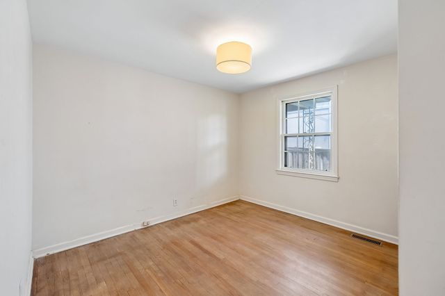 2110A W Linden Ave, Nashville, TN 37212