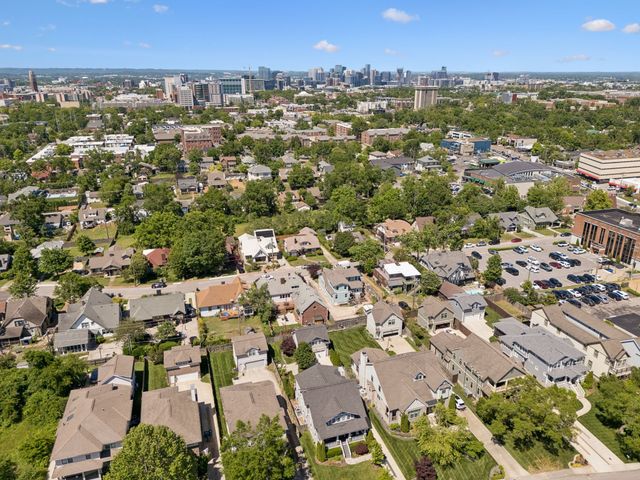 2110A W Linden Ave, Nashville, TN 37212
