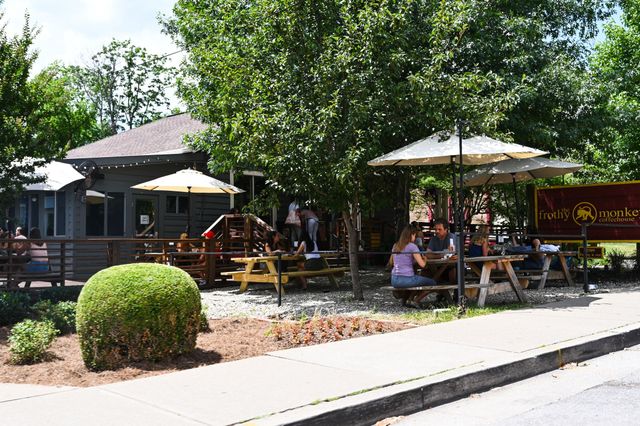 2110A W Linden Ave, Nashville, TN 37212