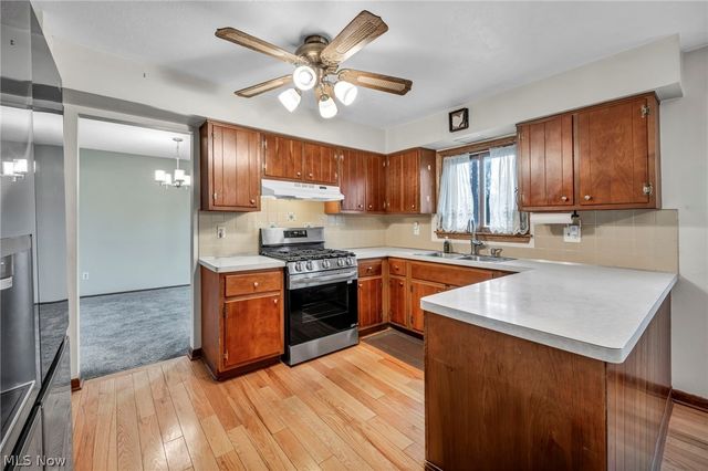 26475 Sudbury Drive, North Olmsted, OH 44070