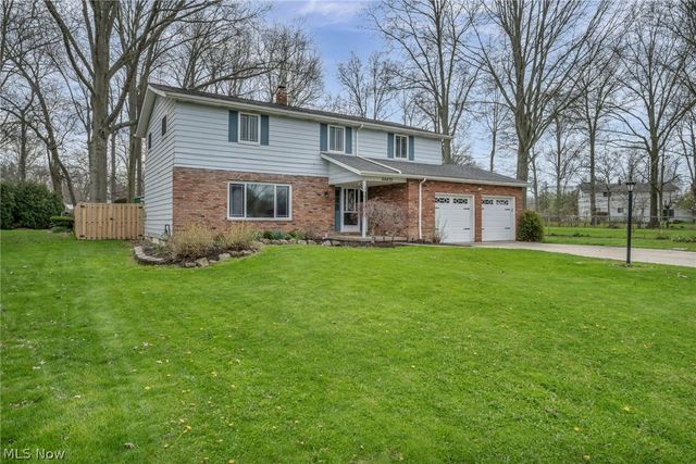 26475 Sudbury Drive, North Olmsted, OH 44070