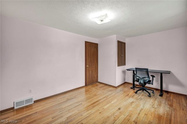 26475 Sudbury Drive, North Olmsted, OH 44070