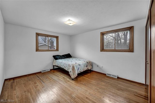 26475 Sudbury Drive, North Olmsted, OH 44070