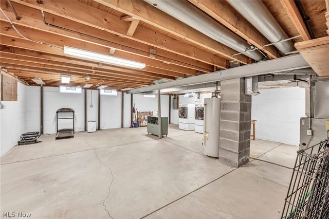 26475 Sudbury Drive, North Olmsted, OH 44070