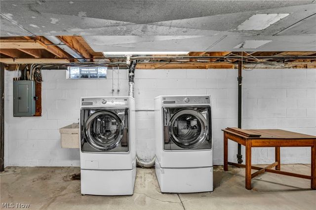 26475 Sudbury Drive, North Olmsted, OH 44070