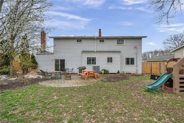 26475 Sudbury Drive, North Olmsted, OH 44070