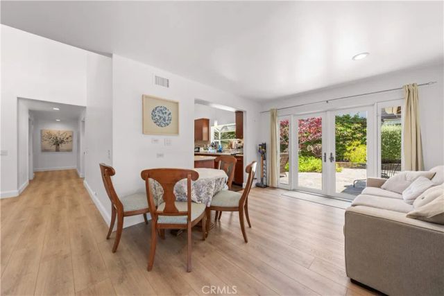 31 Sycamore, Irvine, CA 92603