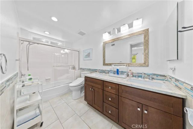 31 Sycamore, Irvine, CA 92603