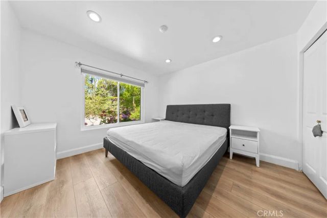 31 Sycamore, Irvine, CA 92603