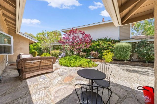 31 Sycamore, Irvine, CA 92603