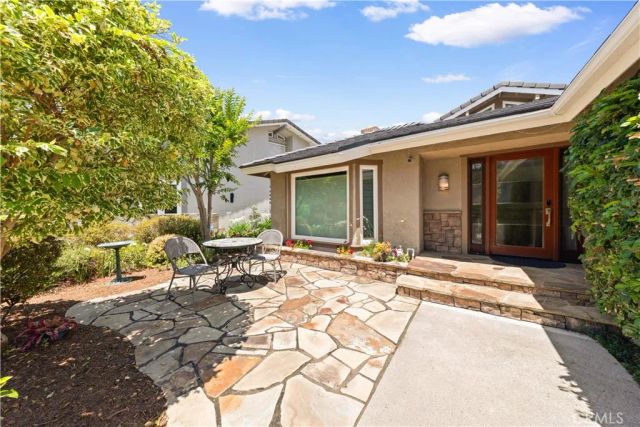 31 Sycamore, Irvine, CA 92603