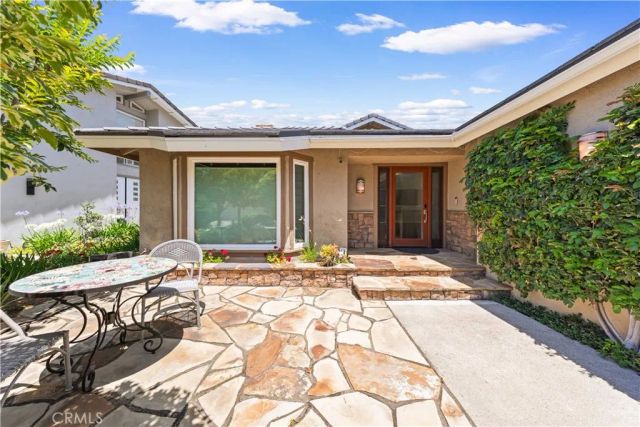 31 Sycamore, Irvine, CA 92603
