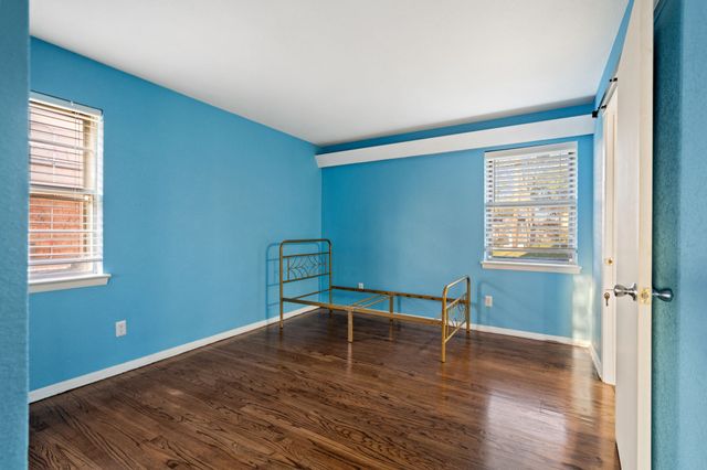 4215 Elk Horn Trail, Dallas, TX 75216