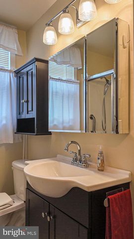 4600 AUBREY AVE, Philadelphia, PA 19114