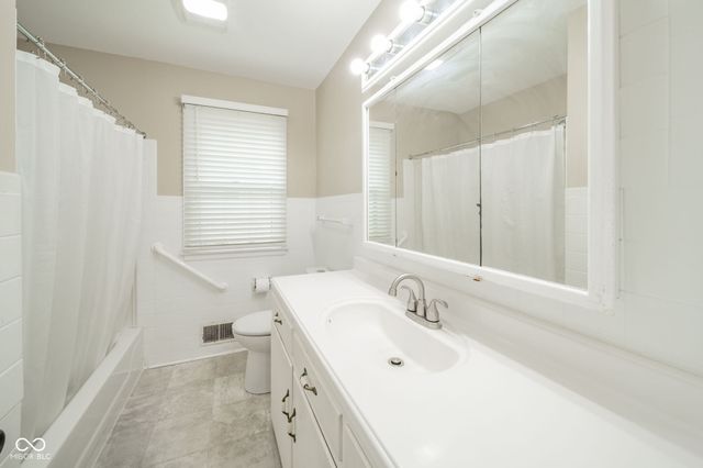 815 Longfellow Road, Anderson, IN 46011