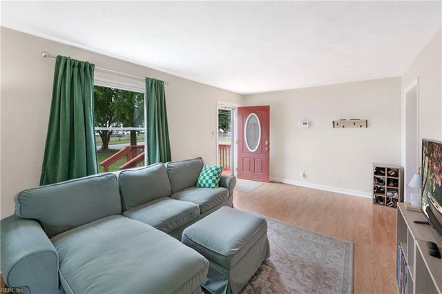 3496 E Bonner DR, Norfolk, VA 23513