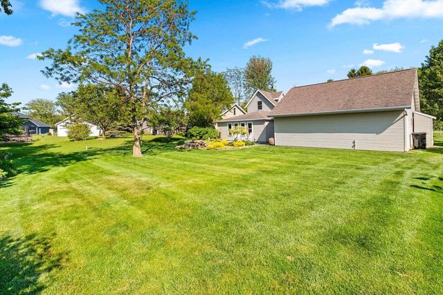 N7629 PIGEON ROAD, Sherwood, WI 54169