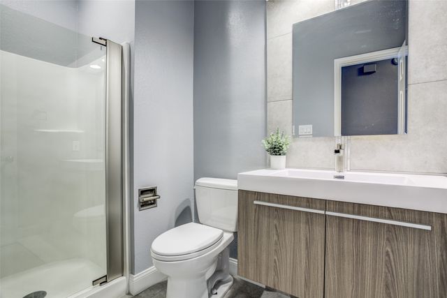 1726 Ascension Point Drive 327, Arlington, TX 76006