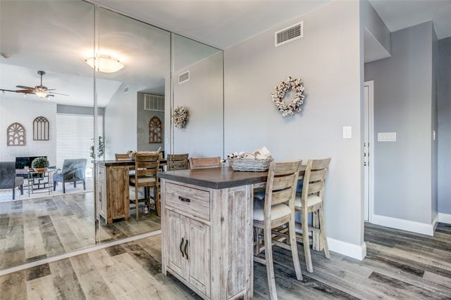 1726 Ascension Point Drive 327, Arlington, TX 76006