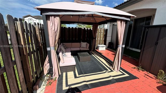 11461 NW 76th St 11461, Doral, FL 33178