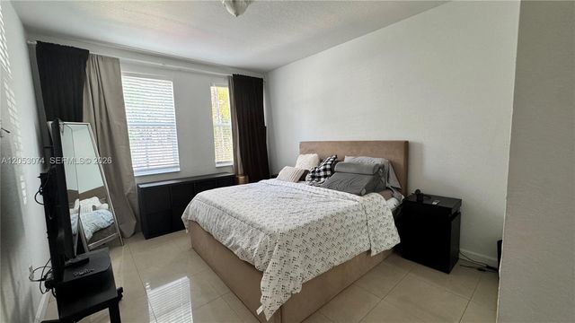 11461 NW 76th St 11461, Doral, FL 33178