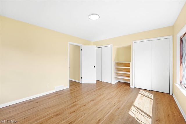 6370 Manchester Road, Parma, OH 44129