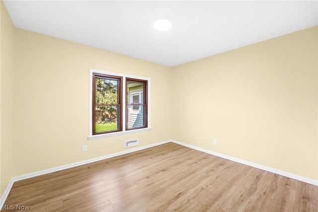 6370 Manchester Road, Parma, OH 44129