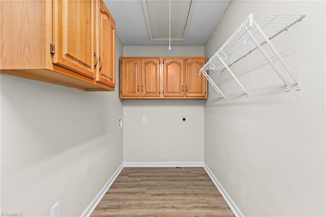 565 Adams Gate Road, Winston-salem, NC 27107