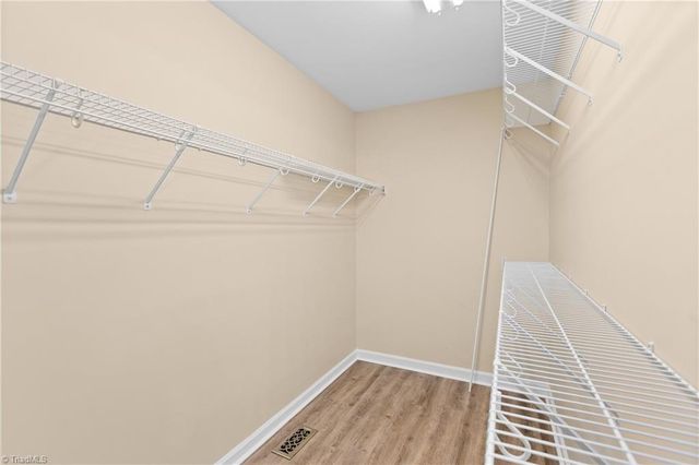 565 Adams Gate Road, Winston-salem, NC 27107