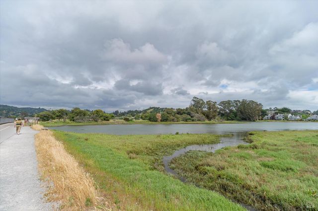 755 Miller Ave, Mill Valley, CA 94941