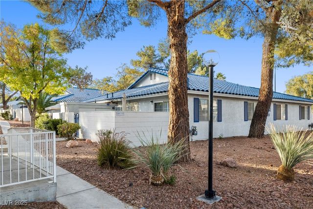 2141 Twickenham Place D, Las Vegas, NV 89108