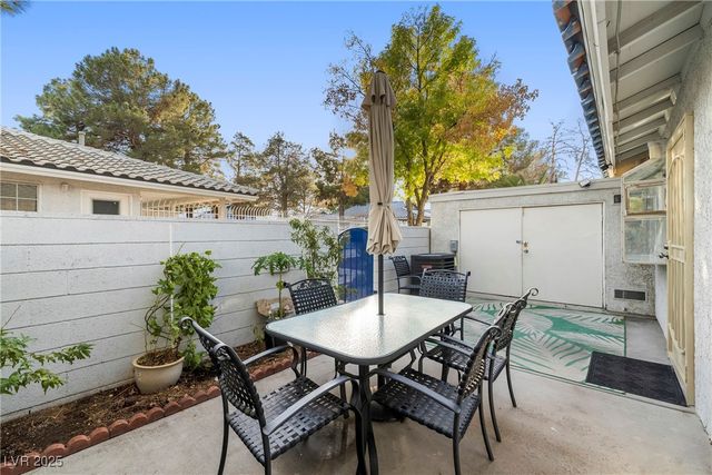 2141 Twickenham Place D, Las Vegas, NV 89108