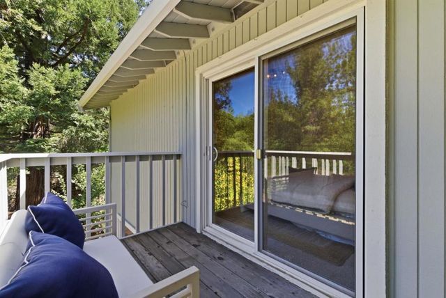 20661 Oak Creek Lane, Saratoga, CA 95070