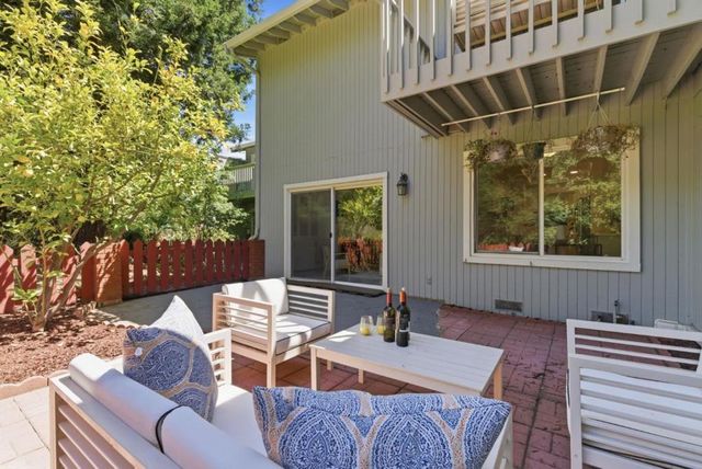 20661 Oak Creek Lane, Saratoga, CA 95070