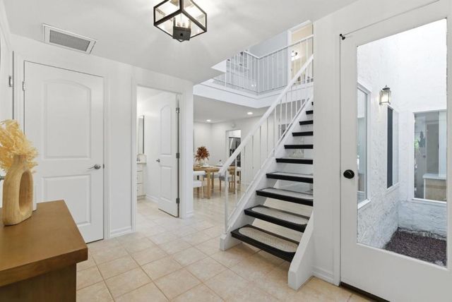 20661 Oak Creek Lane, Saratoga, CA 95070