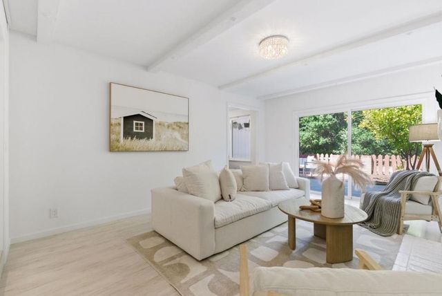 20661 Oak Creek Lane, Saratoga, CA 95070