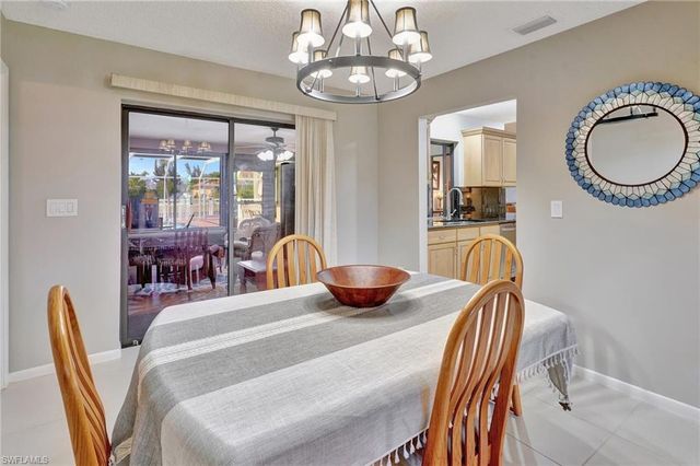 423 SE 17th ST, Cape Coral, FL 33990