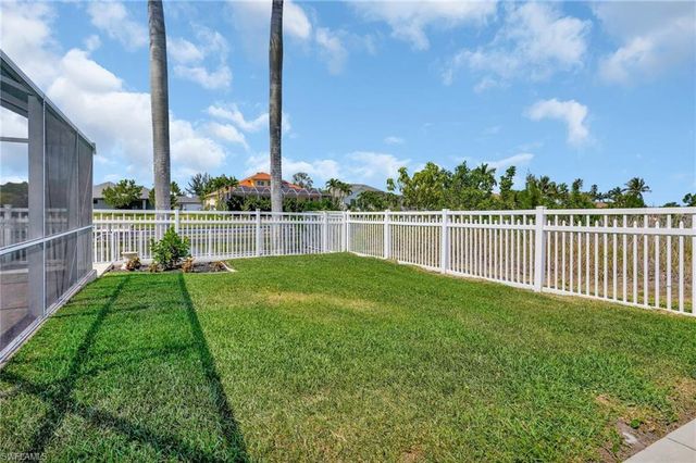 423 SE 17th ST, Cape Coral, FL 33990