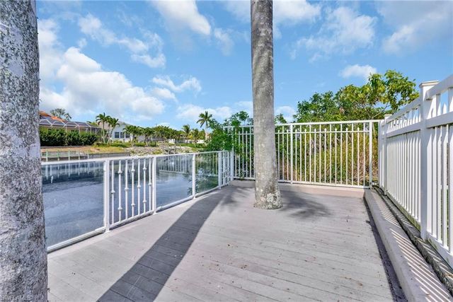 423 SE 17th ST, Cape Coral, FL 33990