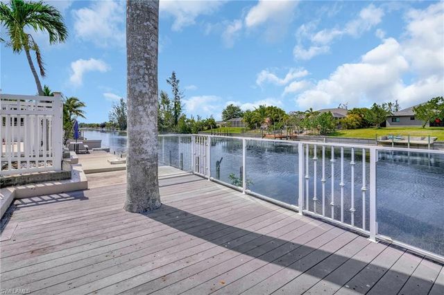 423 SE 17th ST, Cape Coral, FL 33990