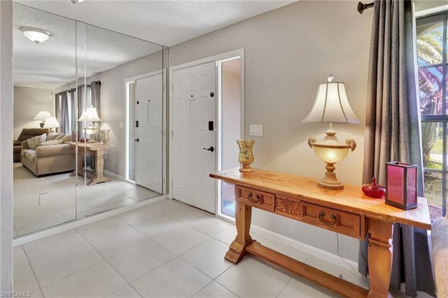 423 SE 17th ST, Cape Coral, FL 33990