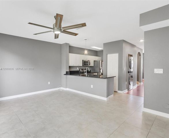 2928 SE 2nd Street 3, Homestead, FL 33033