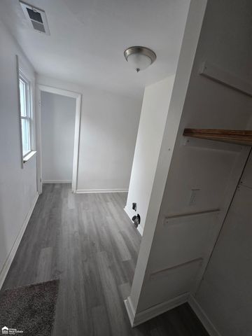 2275 Connell Street, Burton, MI 48529