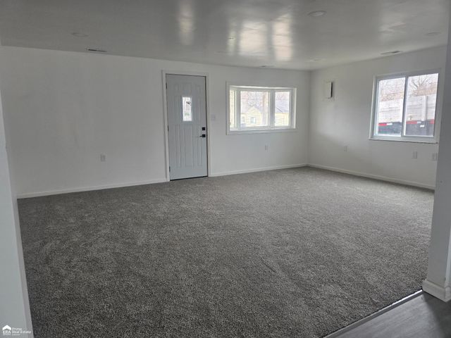 2275 Connell Street, Burton, MI 48529