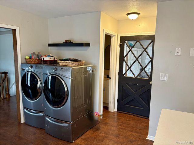 4329 Mohawk Trail, Raisin Township, MI 49221